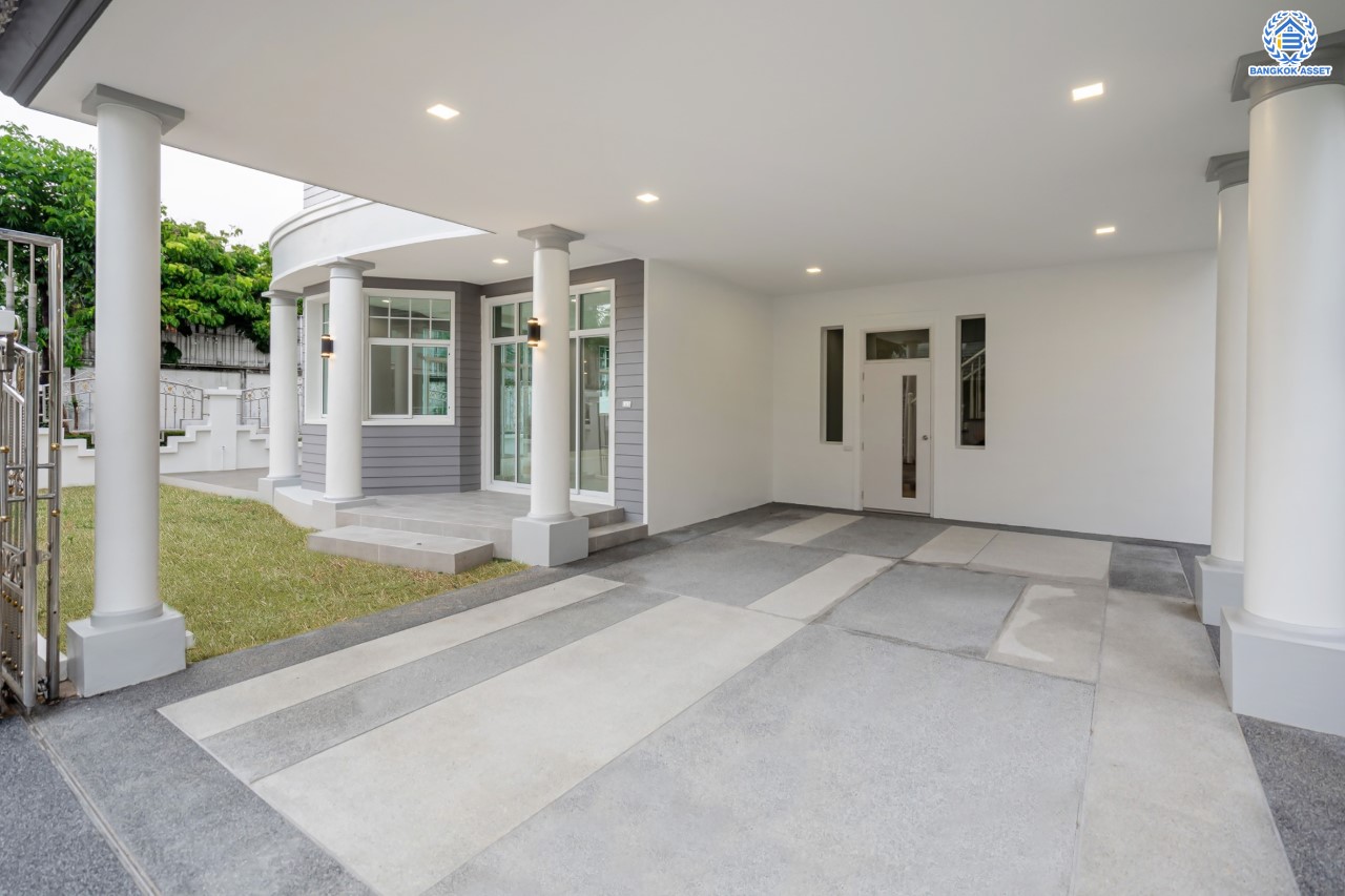 บ้านมือสองตกแต่งใหม่ ม.บางกอกบูเลอวาร์ด ราชพฤกษ์-พระราม5 เนื้อที่ 69 ตร.ว. บนสังคมคุณภาพ SC Asset* ฟังก์ชันพร้อม 3 ห้องนอน 4 ห้องน้ำ 1 ห้องแม่บ้าน จอดรถได้ 2 คัน บนทำเลติดถนนราชพฤกษ์ ใกล้วงเวียนพระรามห้า, ทางด่วนศรีรัช และเพียง 10 ถึงรถไฟฟ้า "สถานีบางรักใหญ่"